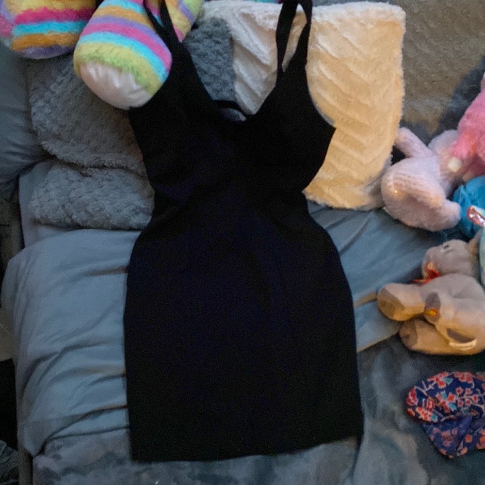 Black skin tight dress
